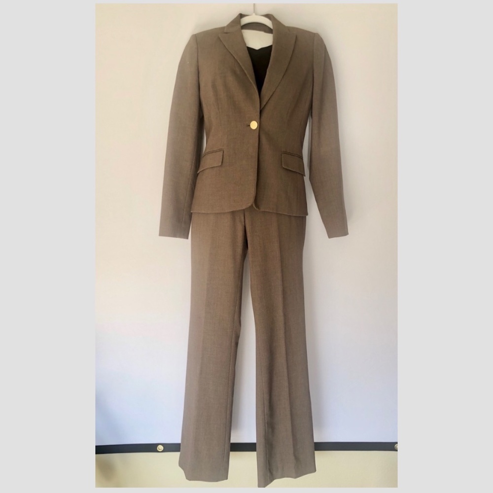 Calvin Klein Modern Fit 2pc Suit